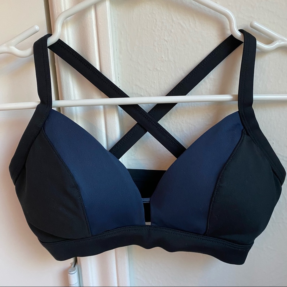NEVER WORN Lively light sports bra, black and navy